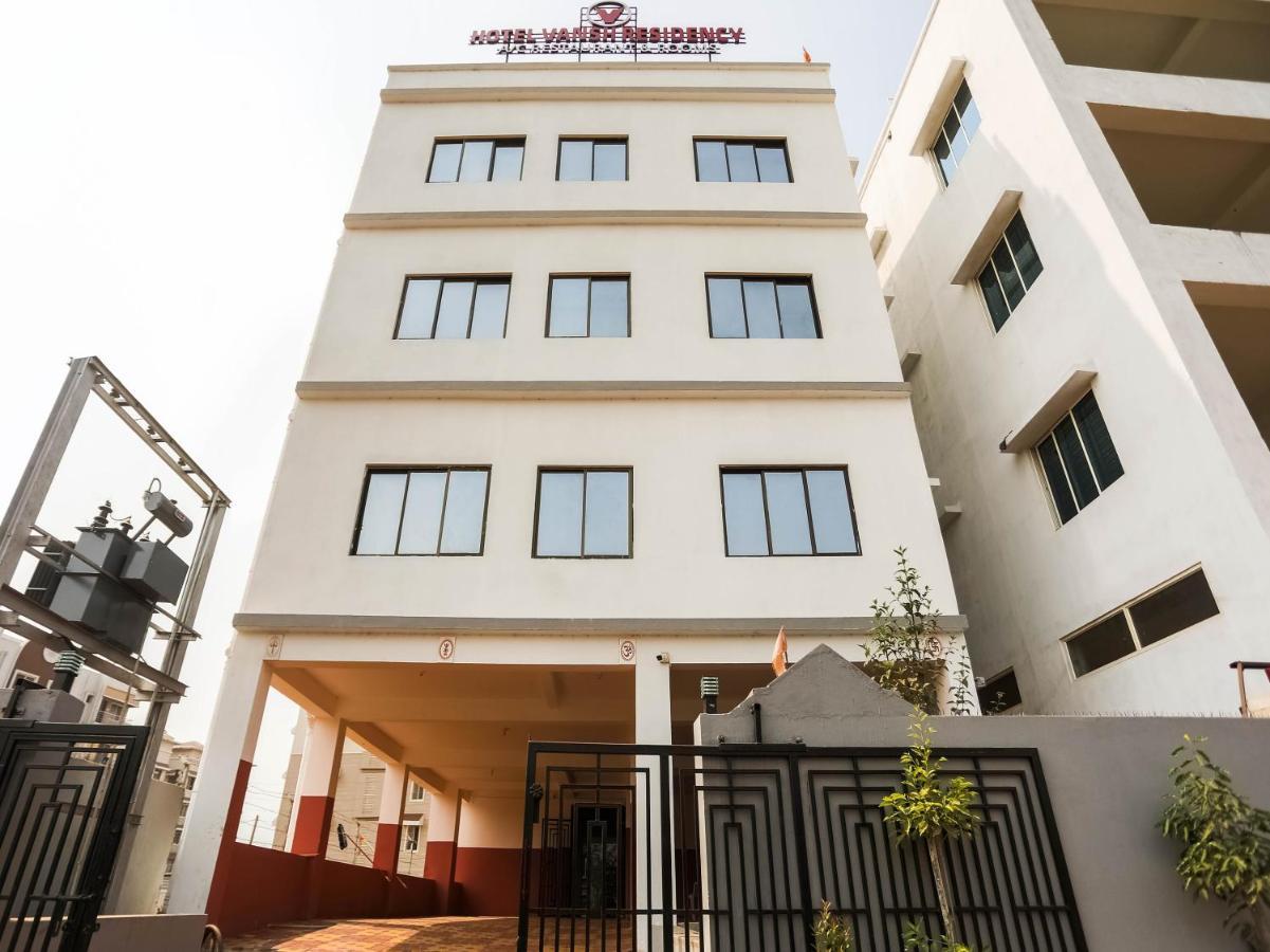 Flagship 76560 Hotel Vanss Bhubaneswar Exterior photo