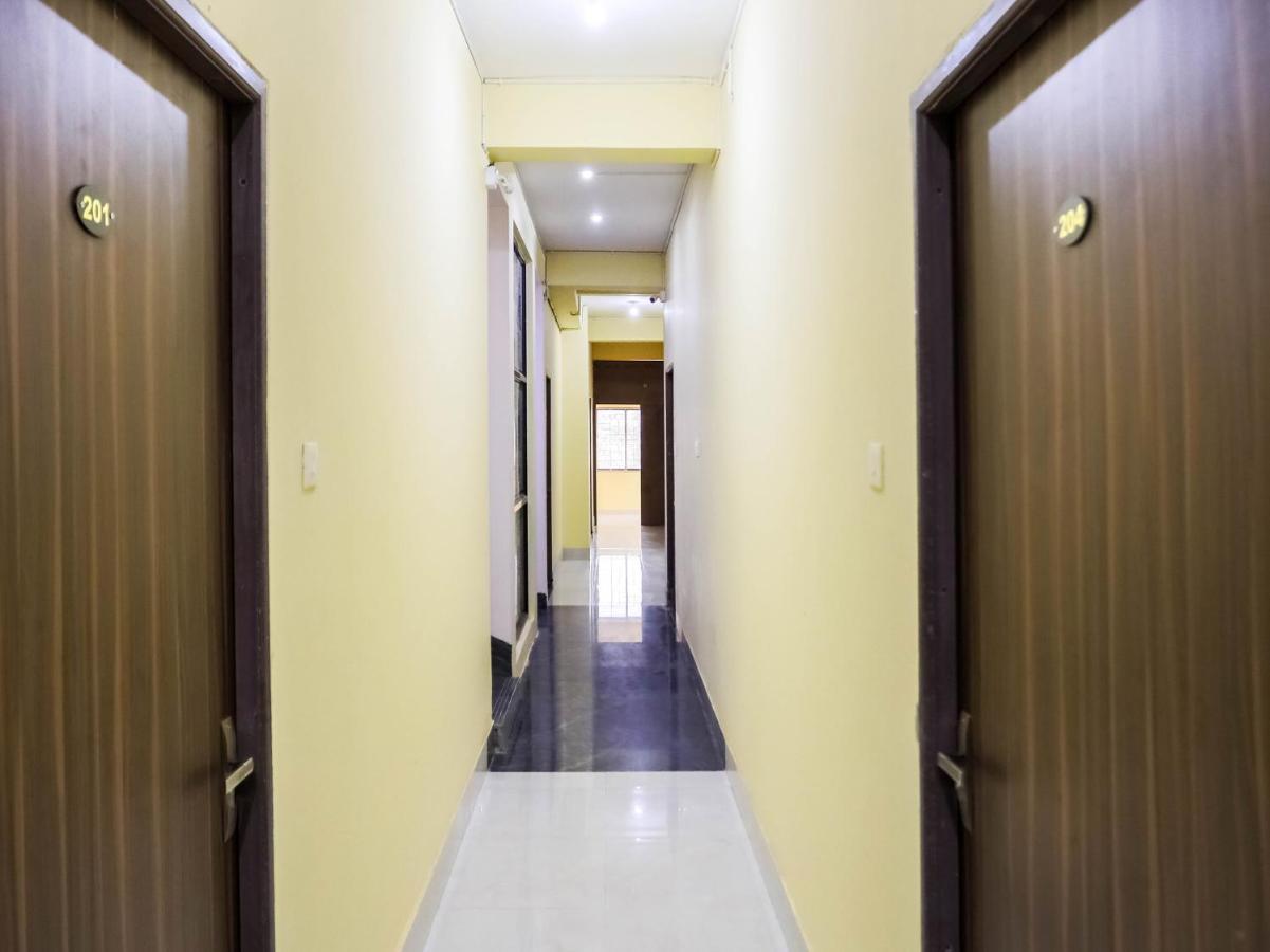 Flagship 76560 Hotel Vanss Bhubaneswar Exterior photo